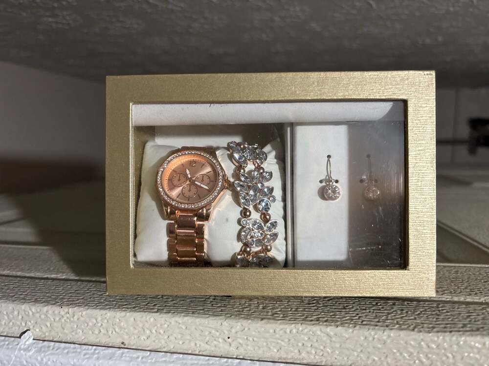 Folio Women's Rose Gold: Crystal Bezel Watch, Bracelet, and Earrings set— New!